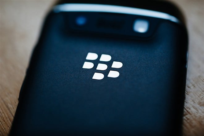 BlackBerry Stock: Strong Earnings, Profitability Challenges Ahead